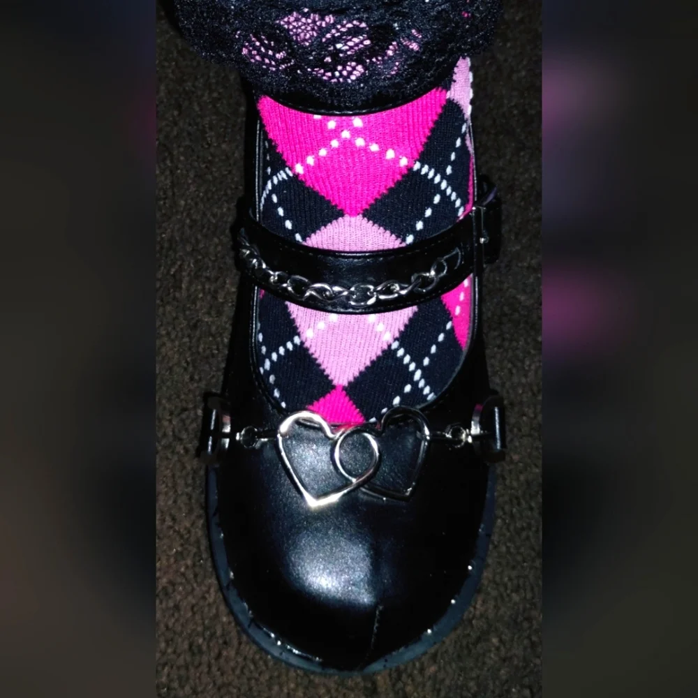Women's Black Mary Jane Goth Platform Buckle Shoes w/ Heart & Chain accents